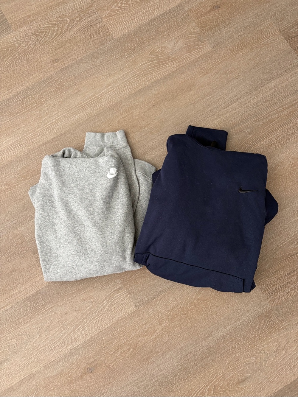 Nike Sweatshirt Bundle